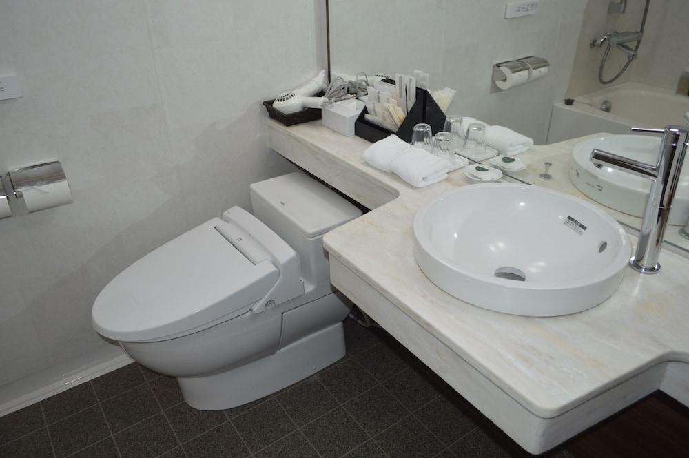 מלון Ana Crowne Plaza Kumamoto New Sky By Ihg מראה חיצוני תמונה